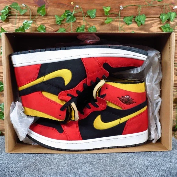 Nike Air Jordan 1 High Zoom Air CMFT Men Shoe Sz 9.5 Basketball Chile Red Black