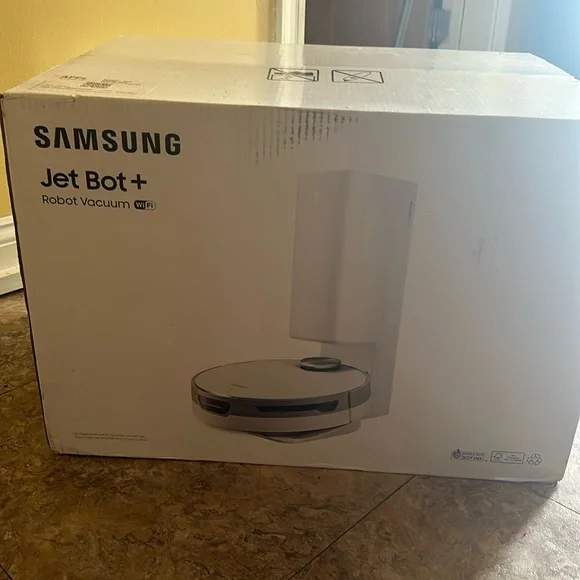 Brand New Samsung jetbot ..