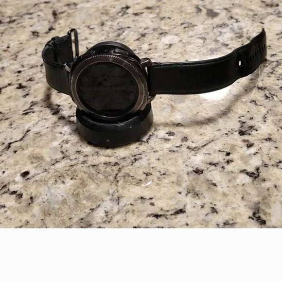 Samsung Smartwatch in Black