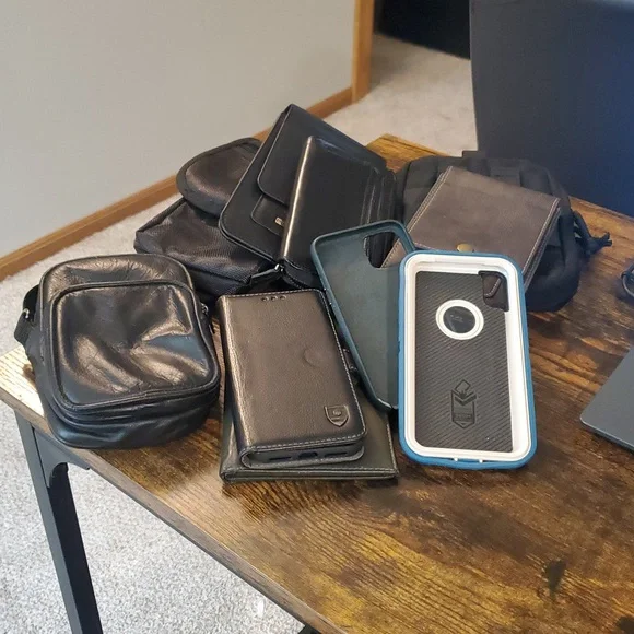 Lot of Gently Used Phone Cases, phone Belt Cases, etc. for resell