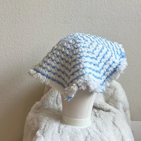 Handmade Crochet Doily Mat Hexagon In Light Blue/White.--DA6