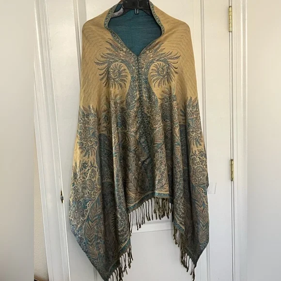 Elegant Tan and Blue Paisley lightweight Shawl one size