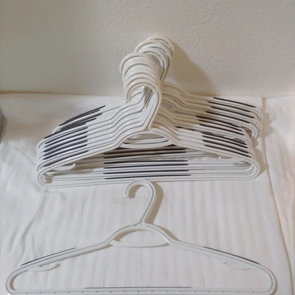 Set of 12 White Non-slip Clothes Hangers with Rubber Strips