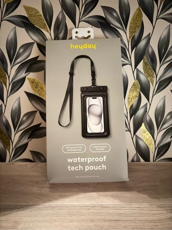heyday Black Waterproof Tech Pouch with Lanyard