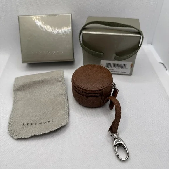 Levenger Zip-n-Store Earbud Accessory Holder Nutmeg Leather Box Issues