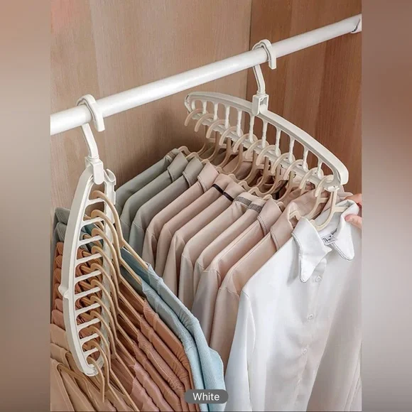 Clothes hanger