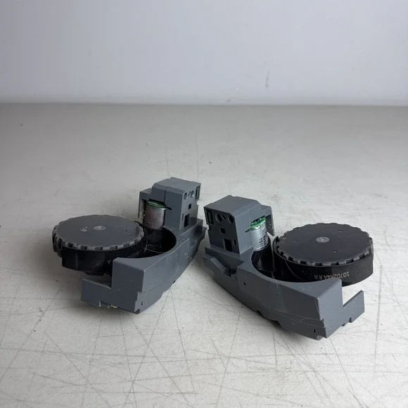 Genuine Roomba 614 671 650 675 676 694 692 Left & Right Wheel Assembly Set