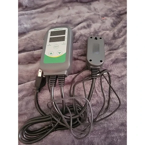 Dual Digital Aquarium Heater Controller w/Replaceable Probe (ITC-308S) - Inkbird