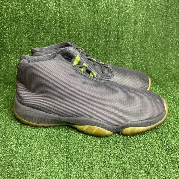 Nike Air Jordan Future Mens Size 8 Dark Grey Volt Basketball Shoes 656503-025‎
