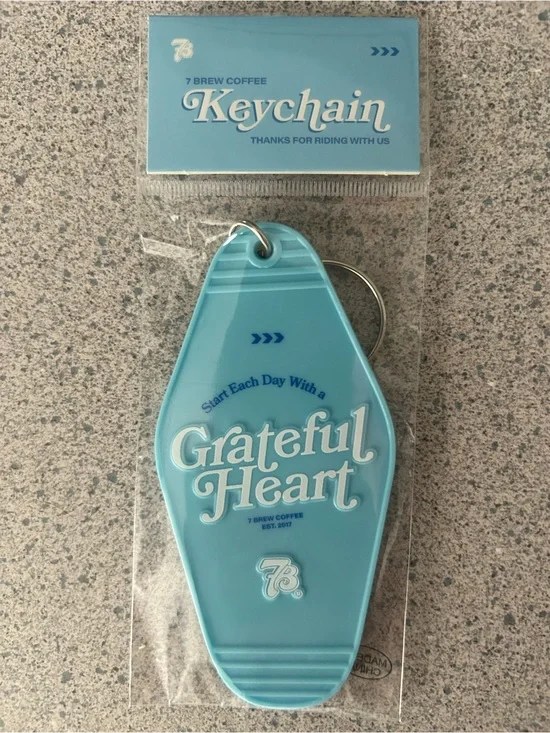 7 Brew Hotel Keychain