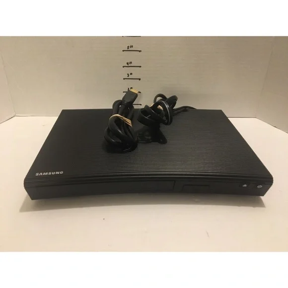 Samsung Blu-ray DVD CD player model BD-J5700