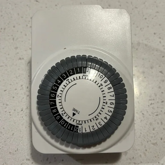 24 hr. mechanical timer
