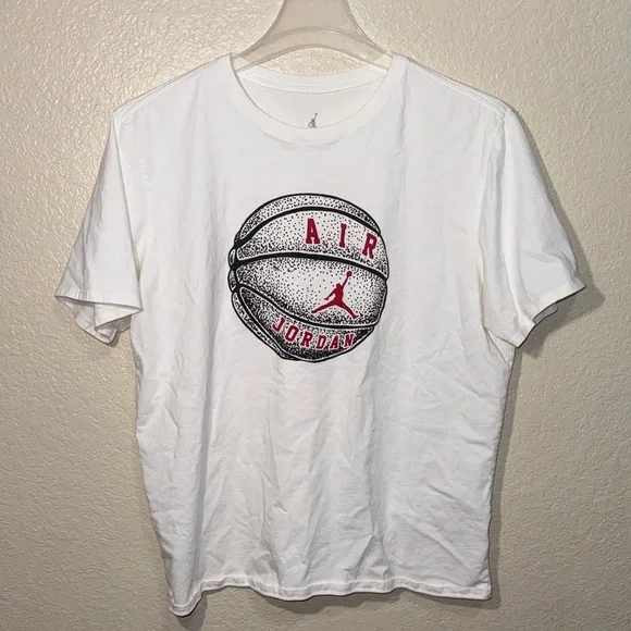 Air Jordan Graphic T Shirt Men’s XL White Jumpman Basketball Tee