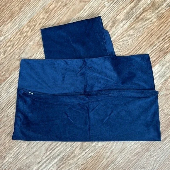 Lyttsolan Velour Throw Couch Pillow Covers 22” x 22” Navy Blue A187