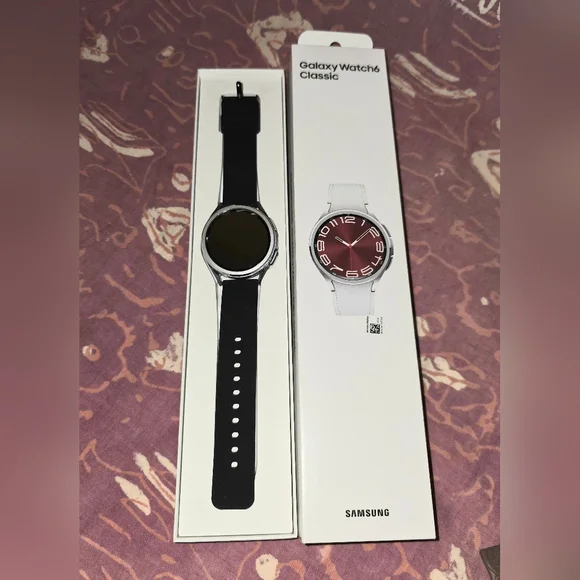 Samsung Galaxy Watch 6 Classic 43mm Smartwatch *No Charger