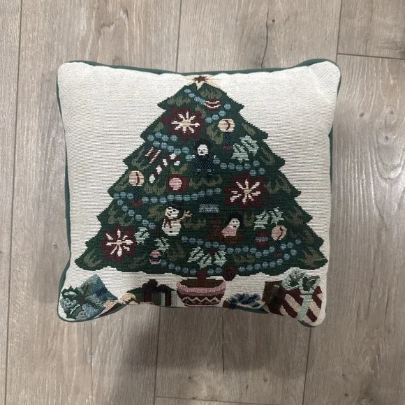 Vintage Needlepoint Type Christmas Tree Decorative Tapestry‎ Pillow
