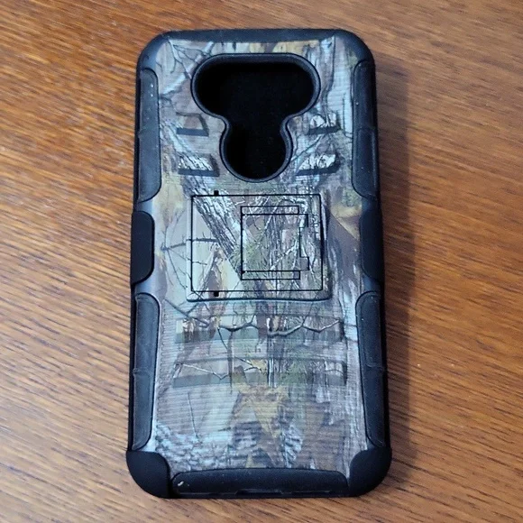 Phone case for LG phones, camo