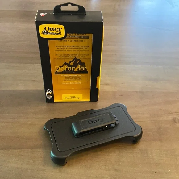 OtterBox Belt Clip for iPhone 2019 Large