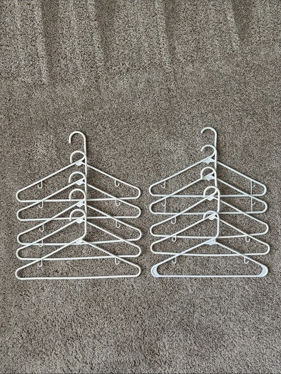 White Plastic Clothes Hangers (10)