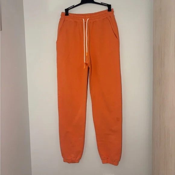 Monrow Vibrant Orange Eco-Friendly Jogger Sweatpants