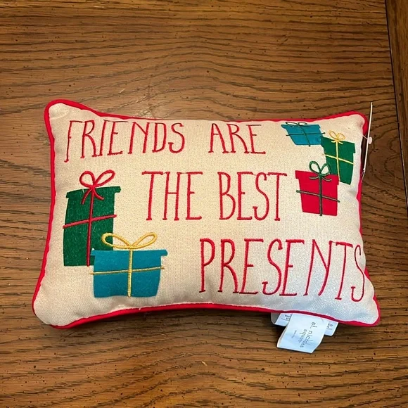 St. Nicholas‎ decorative holiday pillow, NWT