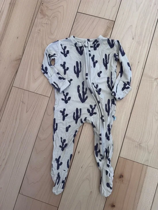 Posh Peanut Cream‎ Footed One-Piece with Navy Cactus Print