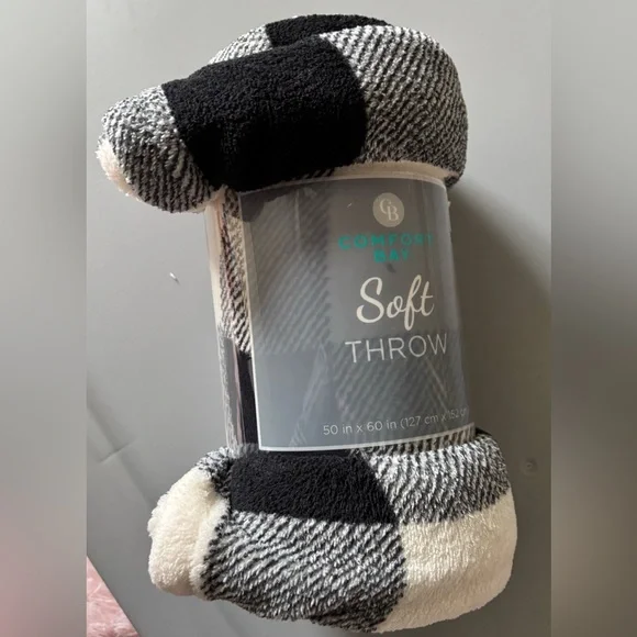 🌻5/$20🌻Comfort Bay Monochrome Soft Throw🌻