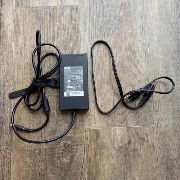 Dell 130W AC Adapter Laptop Power Supply Charger DA130PE1-00 JU012 19.5V 6.7A‎