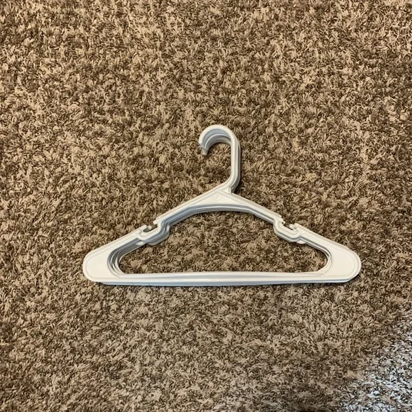 Bundle of 10 White Plastic Hangers