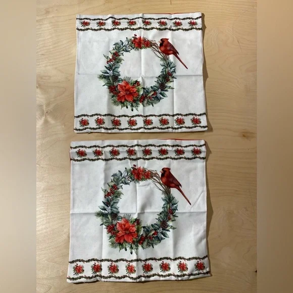 Set of 2 Festive Cardinal Wreath Holiday Pillow Covers 17” x 17” (MV)