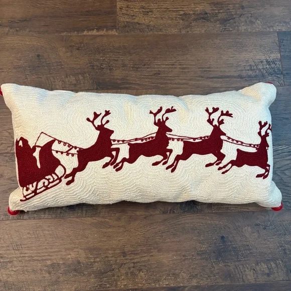 Pottery Barn Sleigh Bell Crewel Embroidered Lumbar Pillow Reindeer 12” X 24”