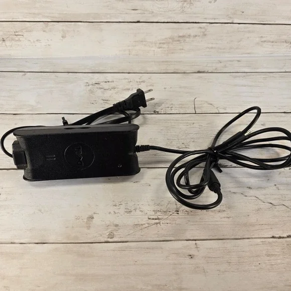 Dell 65W AC Adapter Laptop Charger PA-12 Family LA65NS0-00 19.5V 3.34A Black