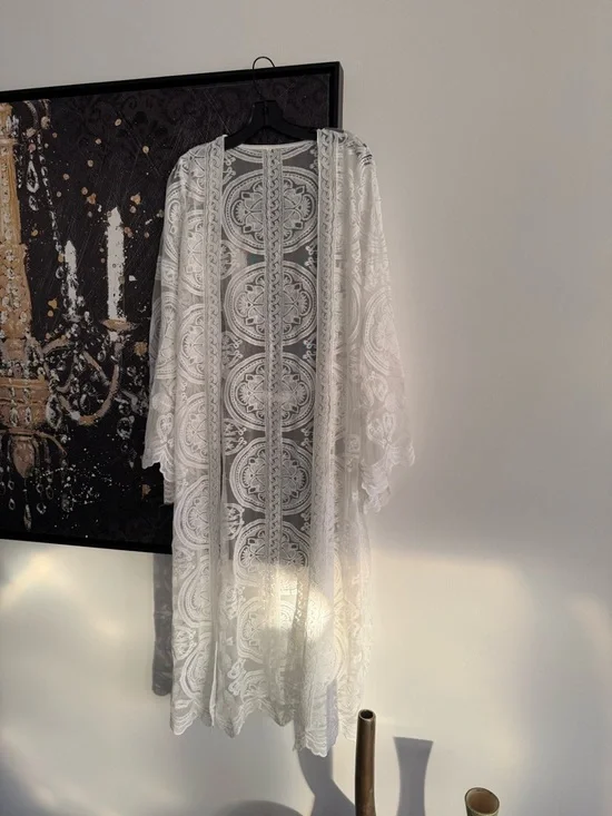 Source Unknown White Lace Kimono Cover