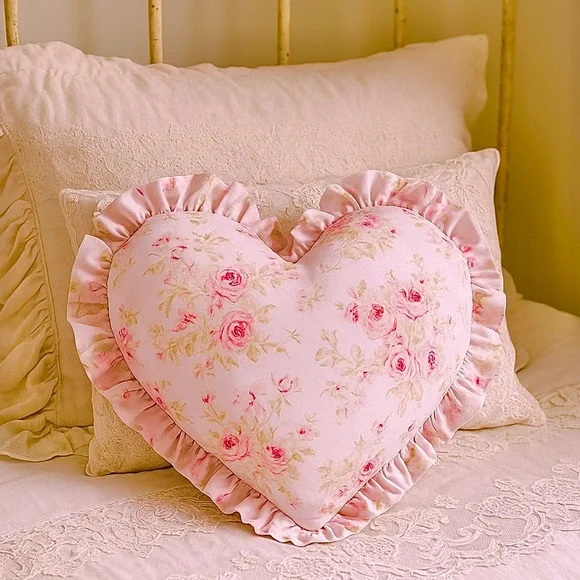 Shabby Chic Vintage Floral Heart Pillow