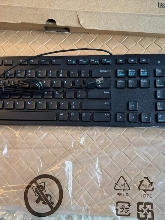 Dell Slim Wired Keyboard KB216-8K-US Black New