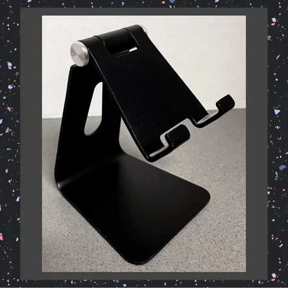 Black Metal Universal iPhone / Android Desk Stand