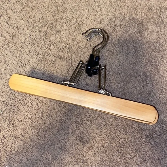 NWOT set of 4 trouser clamps