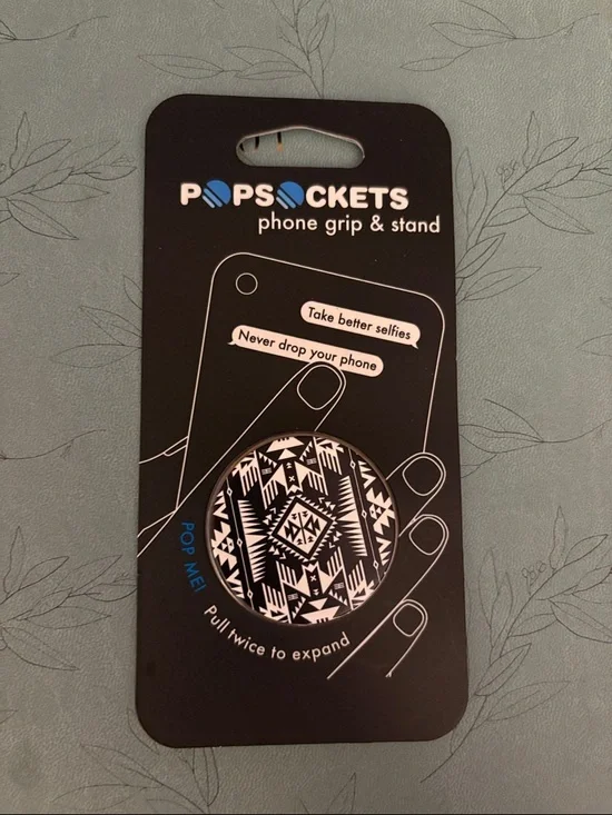 PopSockets Black & White Tribal Pattern Phone Grip