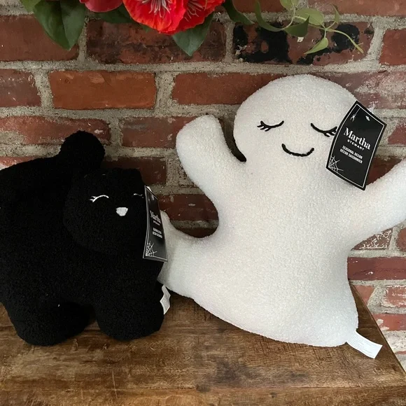 Martha Stewart ghost and stuffed cat a holiday must have new with tags