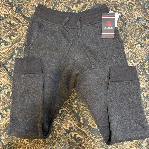 New Akademik’s Sweatpants Size M