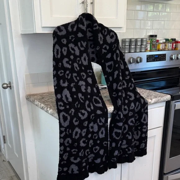 Leopard Print Black and Gray Scarf