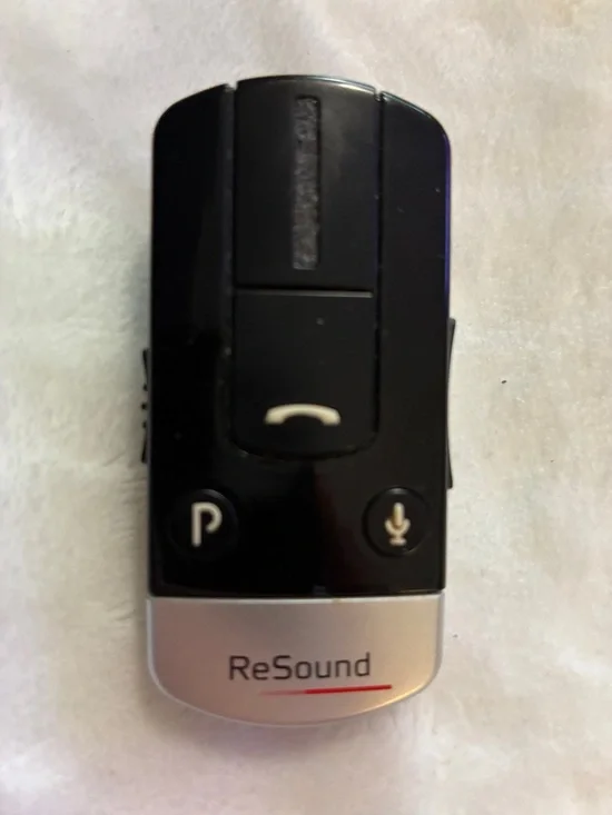 Black Remote Control Clip for Hearing Devices/For Parts or Not Working