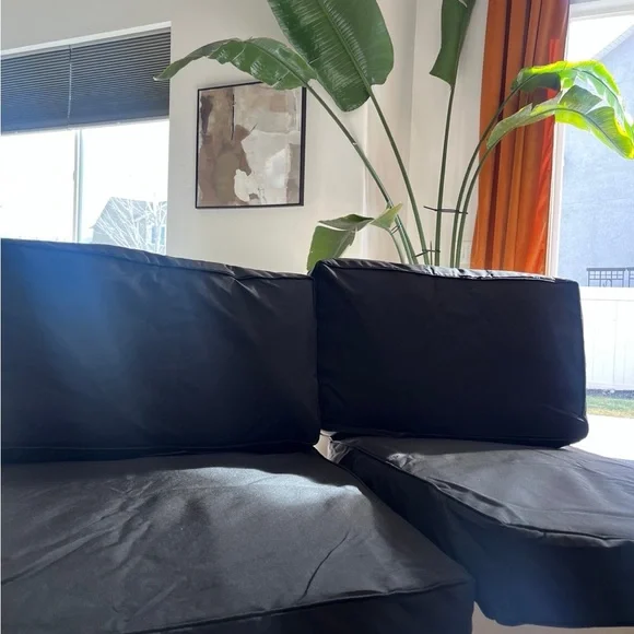 New 2 seater 4 black cushion covers