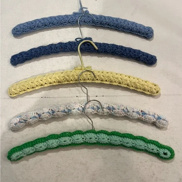 Sold Vintage hand Knit /Crochet Covered Hangers - Multicolor Set. Set of 5