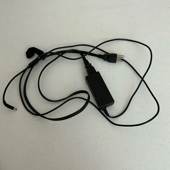 Dell AC/DC adapter