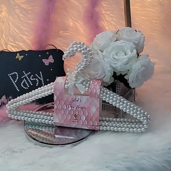 1827 CONCEPTS PEARL HANGERS Set of 5 NWT