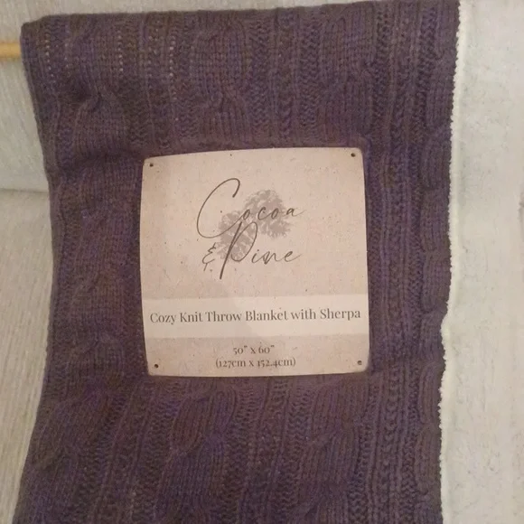 Nwt) Cocoa & Pine Cozy Knit Grey Throw Blanket with the warmth of Sherpa-50