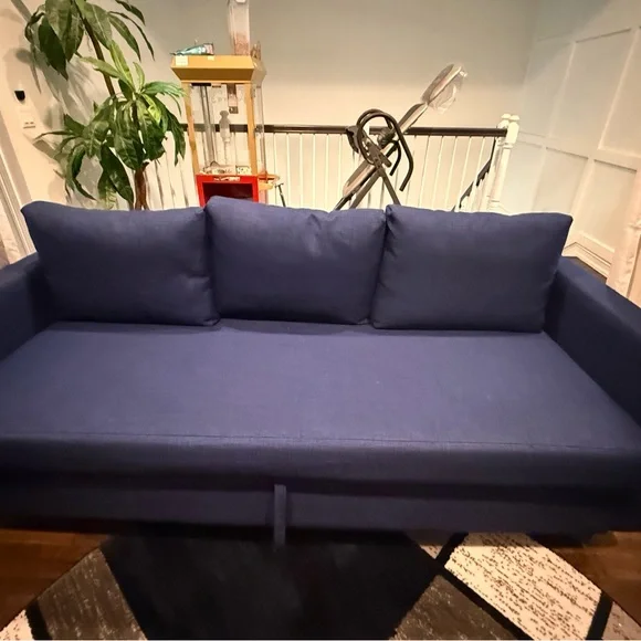 Elegant Blue Sofa sleeper with storage. Pick up only in WPB