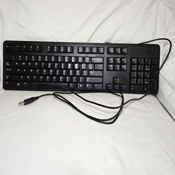 Dell Wired Black Keyboard KB212-B