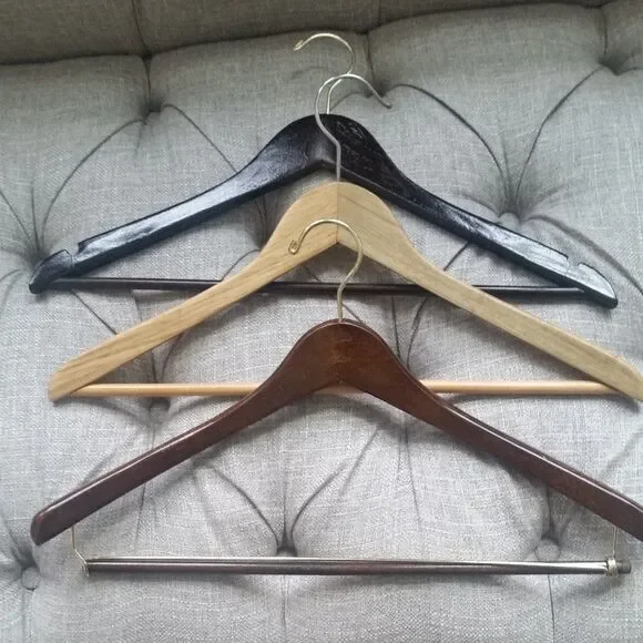 Set of 3 wood hangers